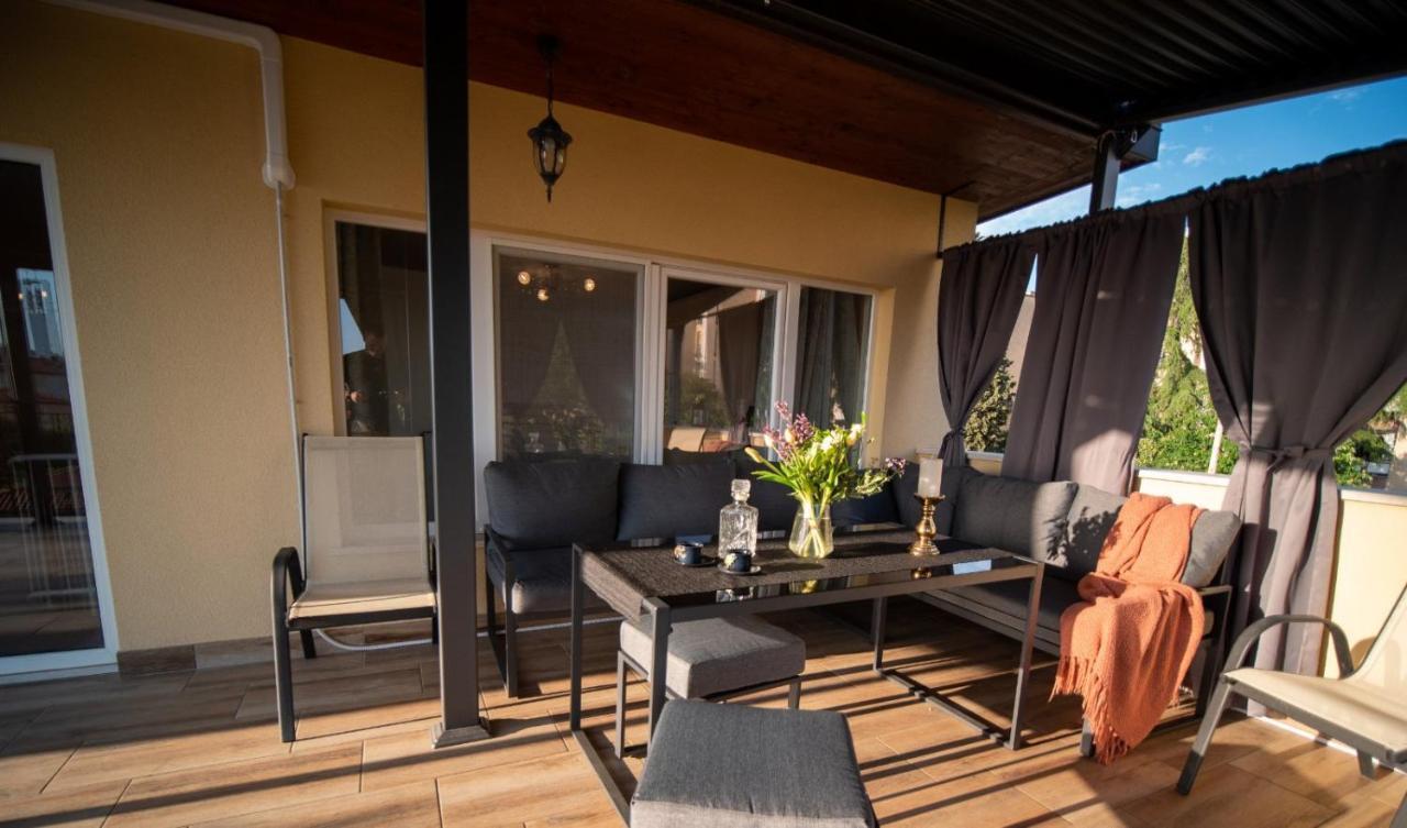 Art Apartment Sole Пула Экстерьер фото