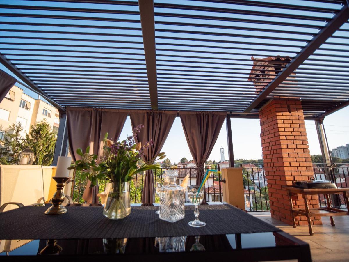 Art Apartment Sole Пула Экстерьер фото